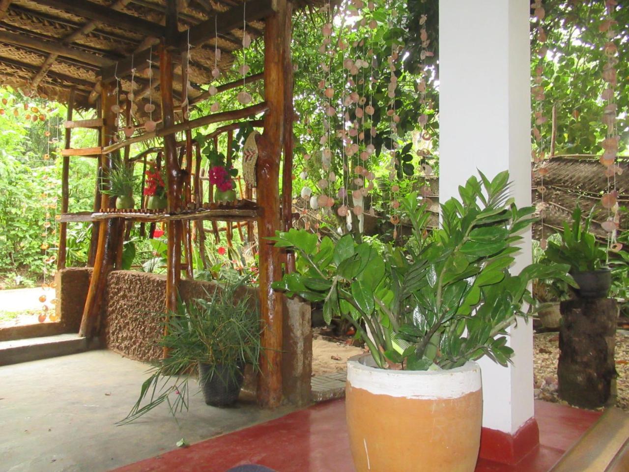 Timasha Home Stay Tangalle Eksteriør billede